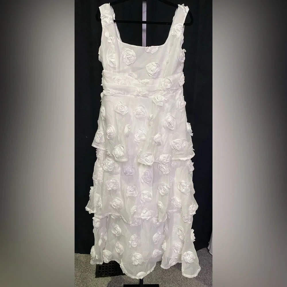 Lulu's “Exceptional Entrance” Tiered Rosette Midi Dress, Size XXL - Picture 5 of 11